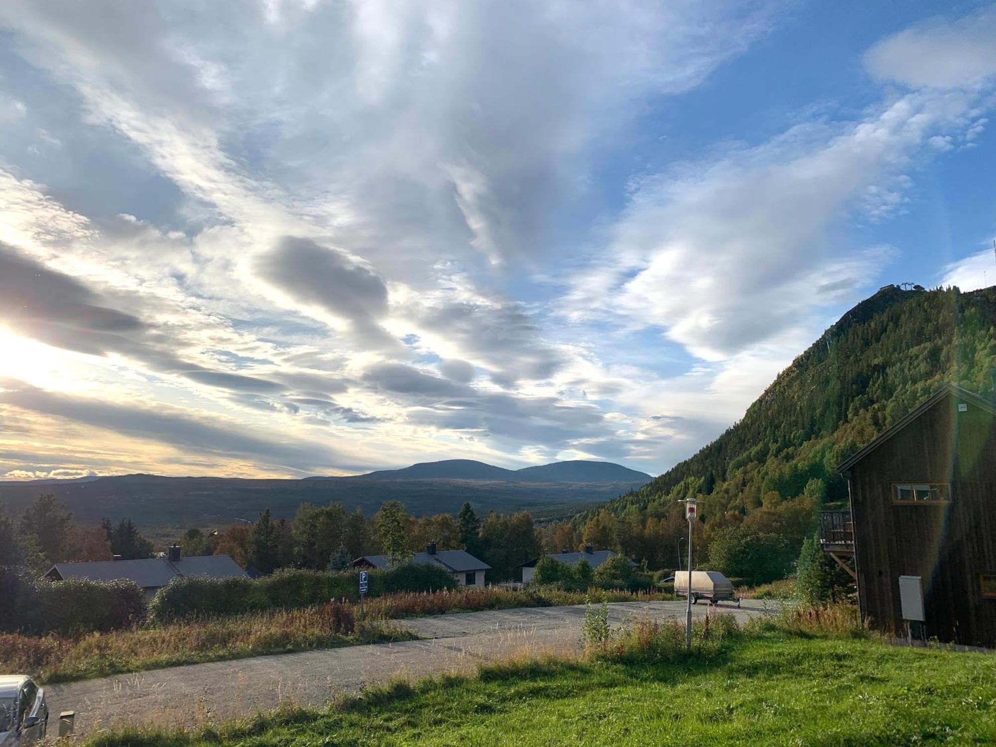 Funaesdalsporten Roeda Husen Funaesdalen Bagian luar foto